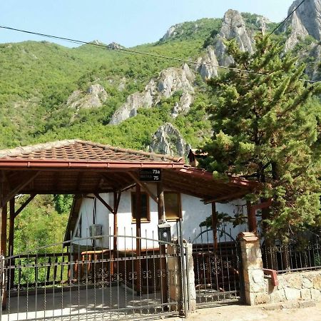 Riverside Haven Dolna Matka Exterior photo